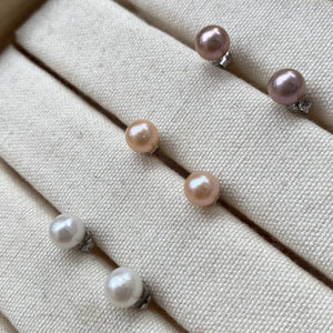 8-9 mm Round Freshwater Pearl Stud Earrings - image