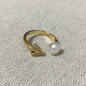 Arrow Freshwater Pearl Ring - image