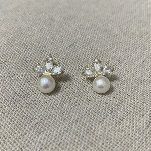 Ivey Freshwater Pearl Stud Earrings - image
