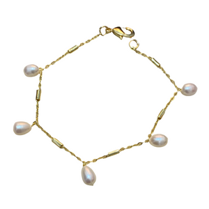 Mikha Freshwater Pearl Bracelet - image