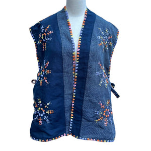 Kantarines Sleeveless Vest with Itneg Embroidery - image