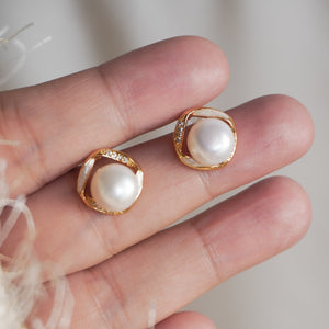 AELA Freshwater Pearl Earrings - image