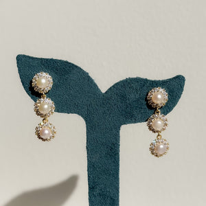 AURELIA Freshwater Pearl Dangling - image