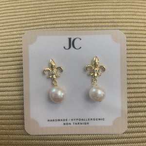 Fleur De Lis Freshwater Pearl Earring - image