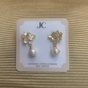Garden Freshwater Pearl Earrings - image