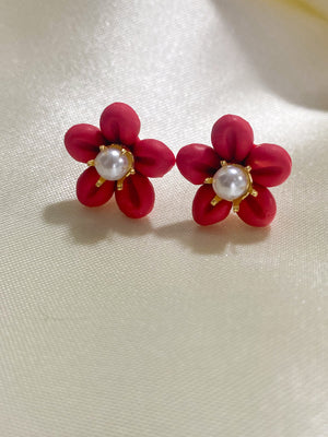 Isha Stud Earrings - image