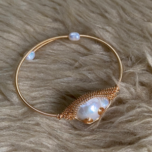 Yelina Freshwater Bracelet - image