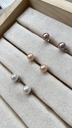 8-9 mm Round Freshwater Pearl Stud Earrings - image