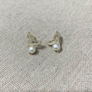 Fishy Freshwater Pearl Stud Earrings - image