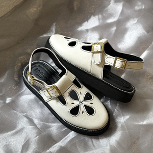 SOL Closed Platforms in Cream - image