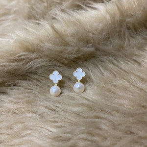 Clover with Freshwater Pearl Earrings - image