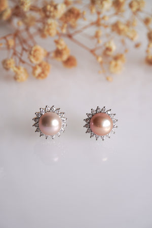 NIÑA Freshwater Pearl Earrings - image