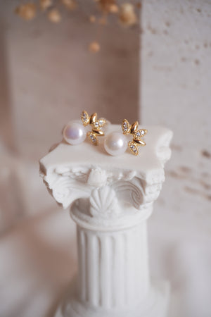 SOLANA Freshwater Pearl Earrings - image