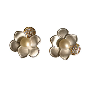 212 Flowe Princess Earrings - image