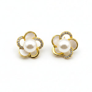 39 FRESHWATER PEARL EARRINGS - image
