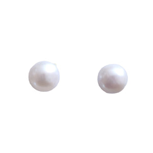 Freshwater Pearl white Stud Earrings - image