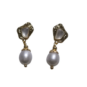 MOONSTONE  FWP EARRINGS  421 - image