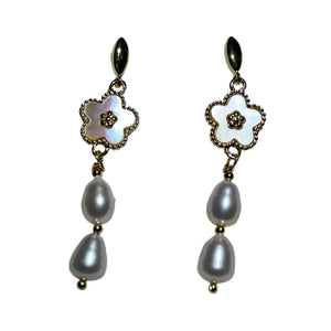 White Frehwater Pearl Dangling Earrings13 - image