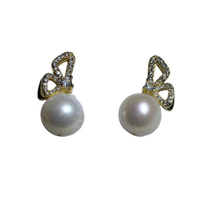 White Frehwater Pearl Dangling Earrings26 - image