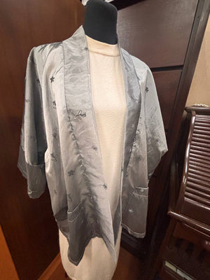 Straight Cut Kimono in Silver Grove - image