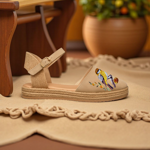 Embrovia Aves - image