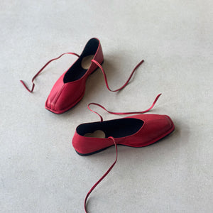 Belle in Cherry - image