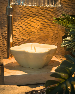 Lucky Bloom - Giliw Candle - image