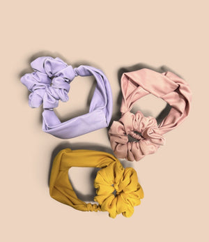 Overlap headband with scrunchies - image