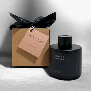Peony & Vanilla- Reed Diffuser - image