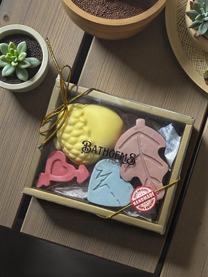 POTPOURRI SHAPED ARTISAN SOAP SET - image