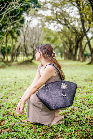 DAYA Shoulder Bag - image