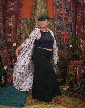 Sinta Flowy Kimono - image