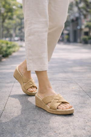 ISLA BY TABORA MNL - image