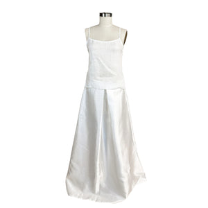 Spaghetti Strap Round Neck in White Linen - image