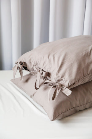 Tie Pillowcases - image