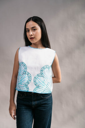 GARDEN EMBROIDERED TOP - image