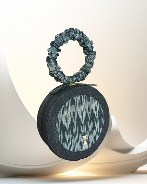 ZHABARZOE Circle Clutch - image