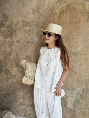 Johnny eyelet top - image