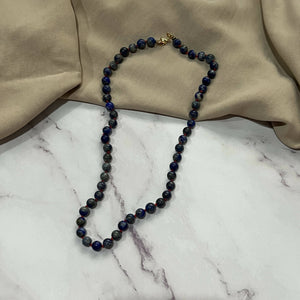 Handknotted Lapis Lazuli contrast necklace - image