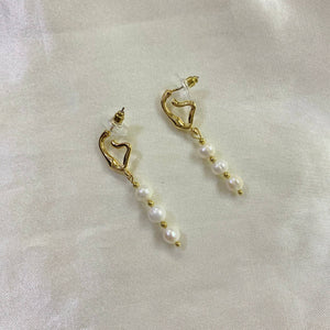 Esme Freshwater Pearl Earrings - image