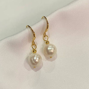 Raya Freshwater Earrings - image