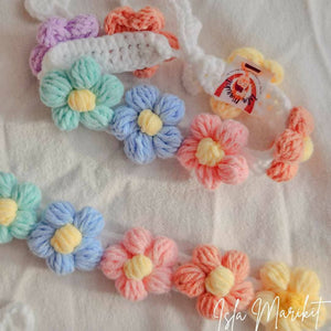 M-XL Daisy Crochet Necklace - image