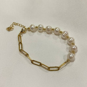 Thea Freshwater Bracelet - image