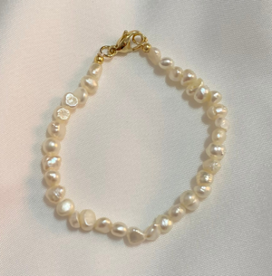 Denisse Freshwater Pearl Bracelet - image