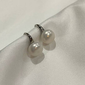 Laila Freshwater Earrings - image