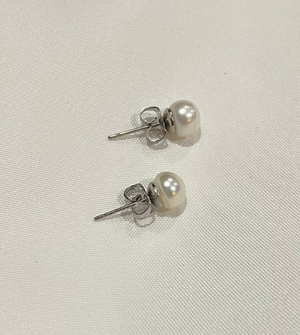 7 mm Freshwater Pearl Earrings - image