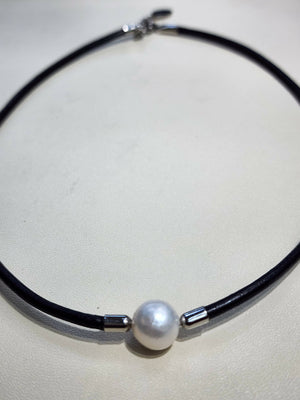Leatherl pearl Necklace 1 - image