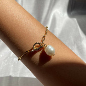 Penelope Freshwater Bracelet - image