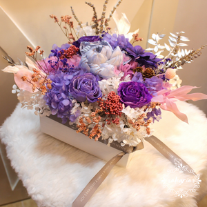 Festive Flourish: Berry Flower Box - image